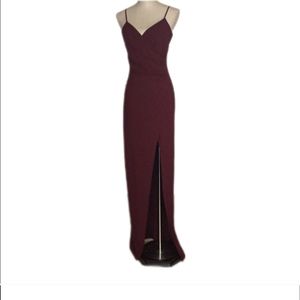 NWOT Windsor burgundy floor length slit dress. Size small